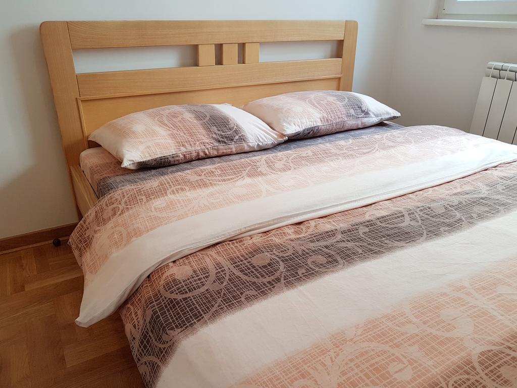 Shining Daire Belgrad